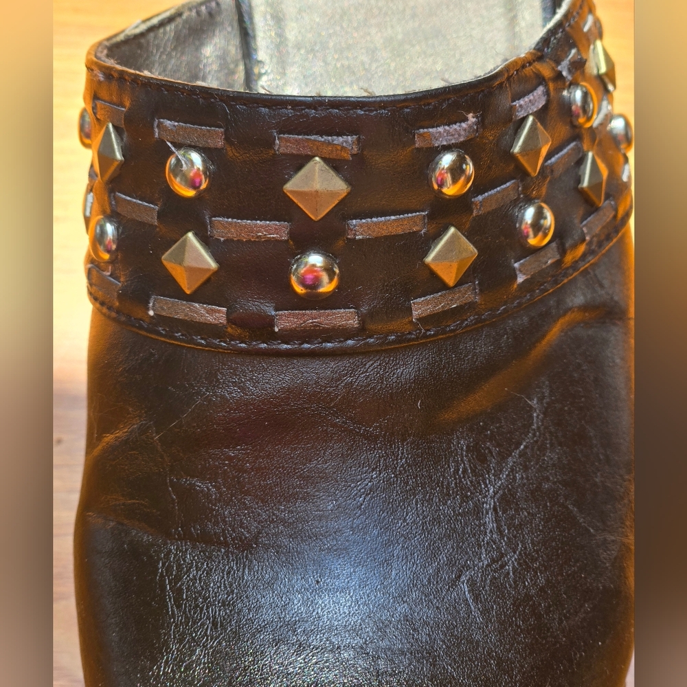 Candies Studded Black Clogs. Womens 8. - Picture 12 of 15